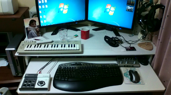 desk.png